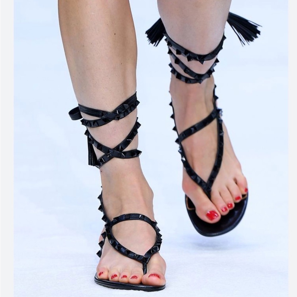 Valentino Garavani Rockstud Gladiator Sandals Black Leather Lace Up Tassel EU 39